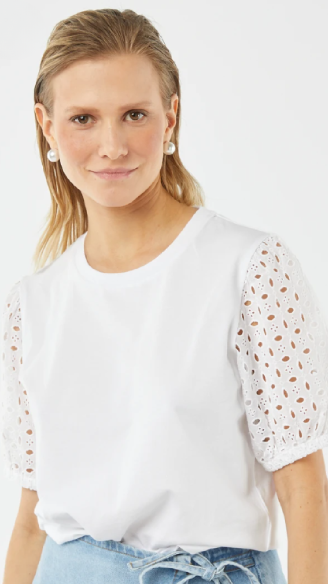 T-shirt à broderies anglaises